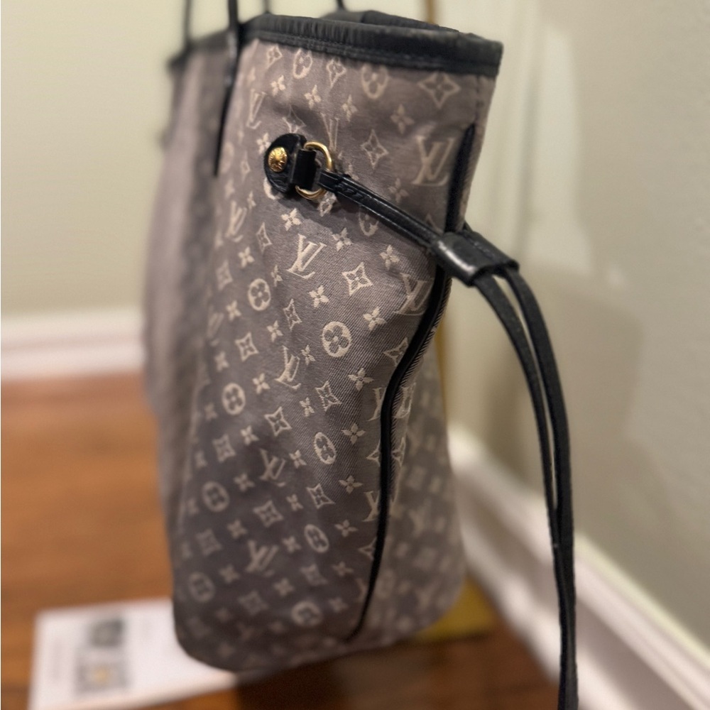 Louis Vuitton Denim Monogram LV Neverfull Limited Edition Tote Bag - Picture 7 of 10